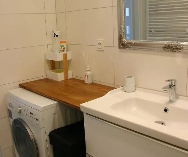 Apartament Zielony Apartment *